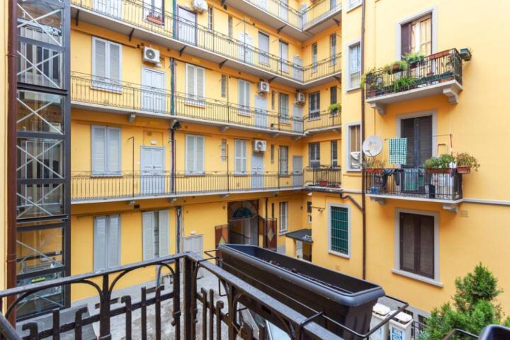 Isola And Zara Comfortable Apartment ミラノ エクステリア 写真
