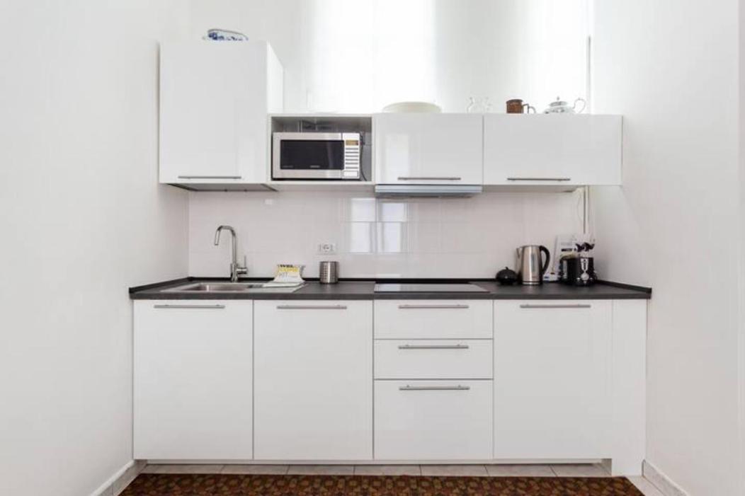 Isola And Zara Comfortable Apartment ミラノ エクステリア 写真