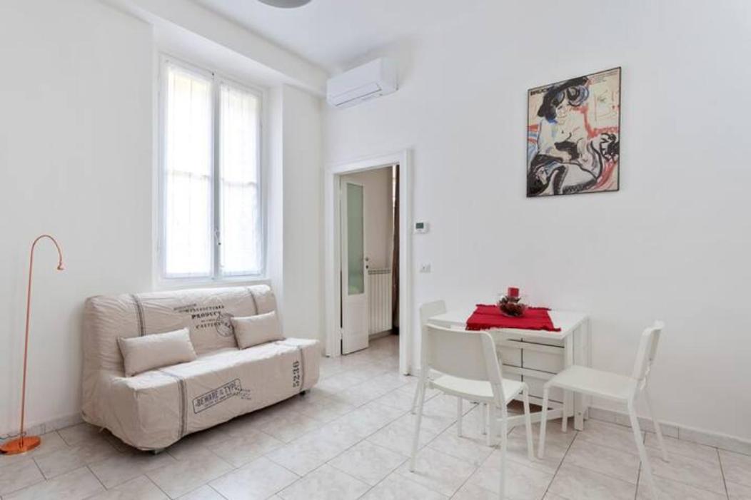 Isola And Zara Comfortable Apartment ミラノ エクステリア 写真